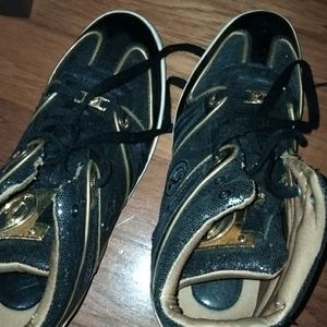Iam selling baby phat sneakers